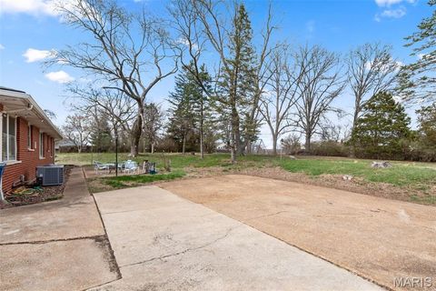 Tiny photo for 960 Chesterfield Parkway E, Chesterfield, MO 63017 (MLS # 26014542)