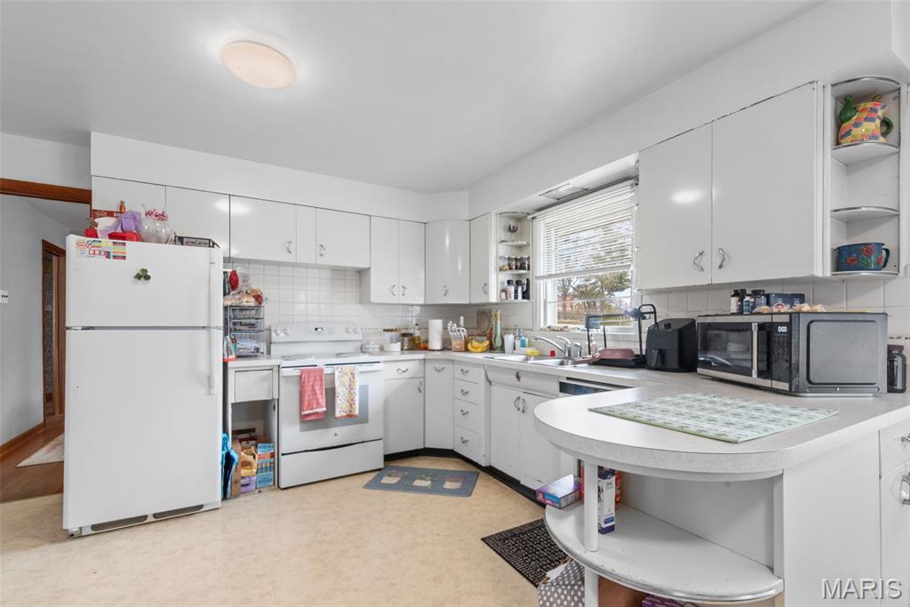 August Hill Estate Pt - Residential