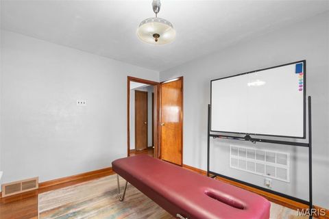 Tiny photo for 960 Chesterfield Parkway E, Chesterfield, MO 63017 (MLS # 26014542)