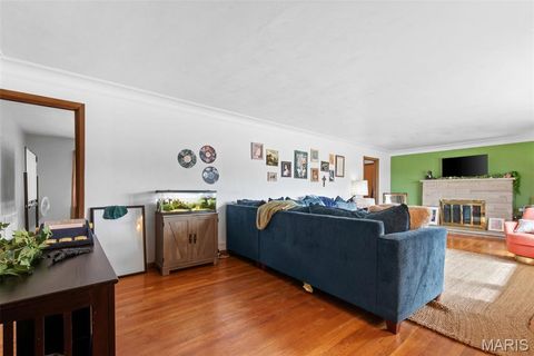 Tiny photo for 960 Chesterfield Parkway E, Chesterfield, MO 63017 (MLS # 26014542)