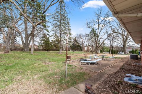 Tiny photo for 960 Chesterfield Parkway E, Chesterfield, MO 63017 (MLS # 26014542)