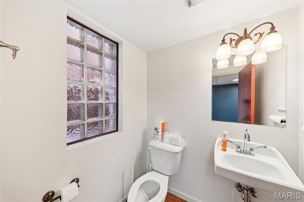 Pennsylvania Park 1 - Commercial Lease