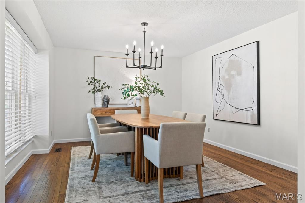 Photo of 13241 Delft Drive, St Louis, MO 63146 (MLS # 26028577)