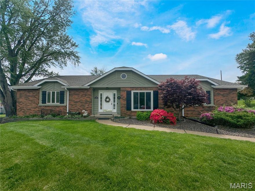 Welcome to 3480 Huntington Lane in St. Charles! This well laid out 4 bedroom, 3 full bathroom ranch offers a spacious and open living room right as you walk in, creating a great first impression. The updated kitchen overlooks a beautiful backyard featuring a pool, hot tub, patio, and a shed for additional storage. Just off the kitchen, a step-down area provides flexibility for a dining room or additional living space, while the large sunroom at the back of the home offers great natural light and direct access to the patio. The primary bedroom includes an updated bathroom and a spacious walk-in closet. The finished basement adds even more living space, complete with a full bathroom and two additional rooms that can be used as bedrooms, offices, or hobby spaces. Outside, the home features a long driveway with ample parking, a side-entry garage, and standout curb appeal. Move-in ready with plenty of space inside and out.