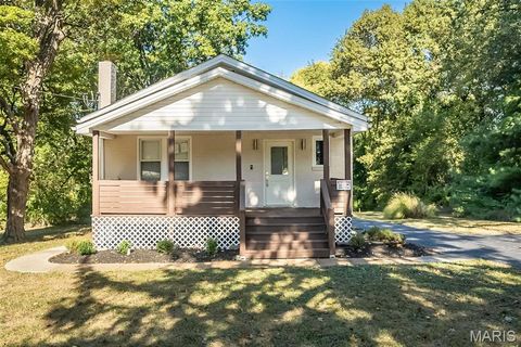 401 Calverton Road Calverton Park MO 63135