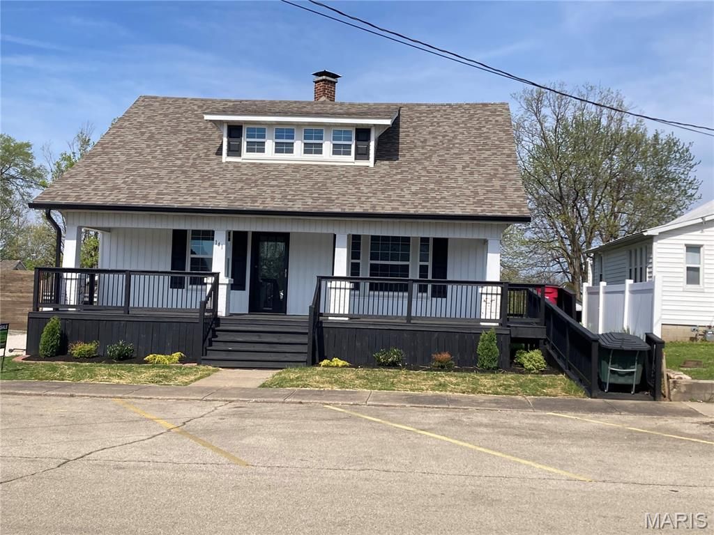 Photo of 141 S Messmer Street, Kelso, MO 63758 (MLS # 26020970)