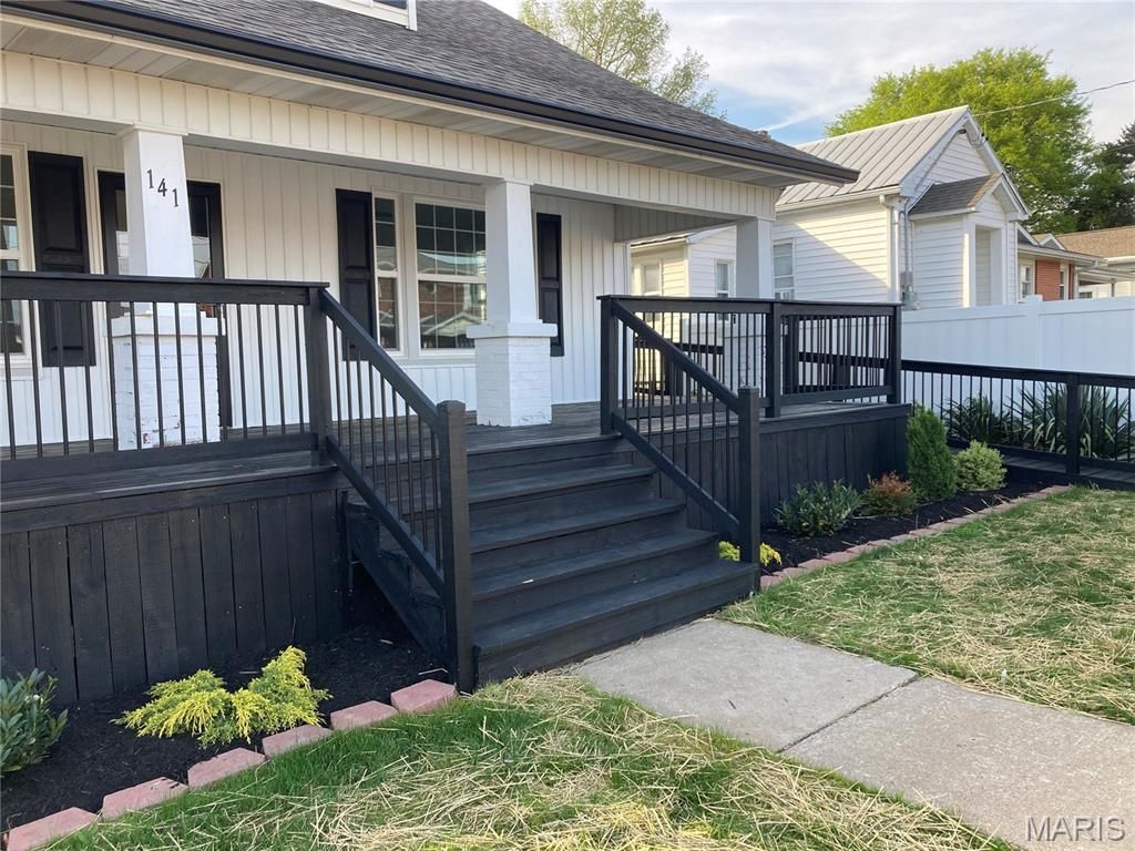 Photo of 141 S Messmer Street, Kelso, MO 63758 (MLS # 26020970)