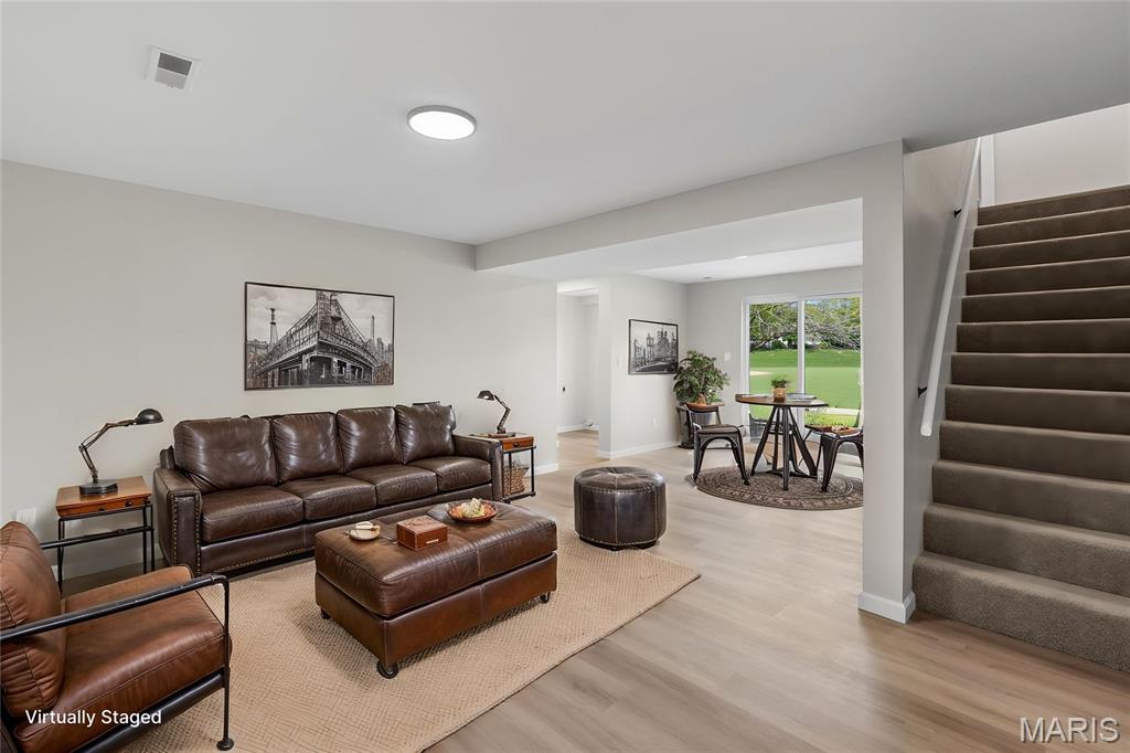 907 Westbrook Drive