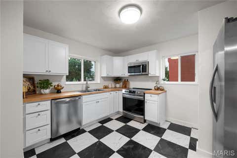 Tiny photo for 4233 Delor Street, St Louis, MO 63116 (MLS # 26036377)