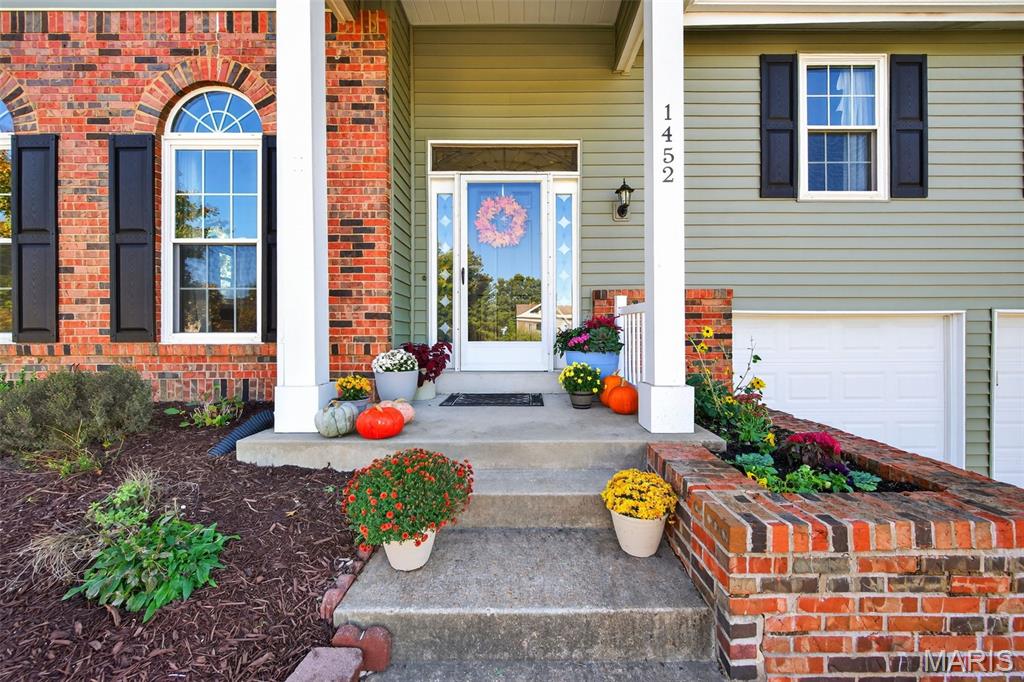 1452 Cedar Bluff Drive