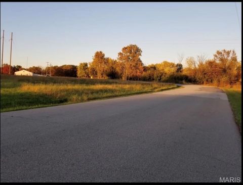 Photo of 47 E Highway 47, Winfield, MO 63389 (MLS # 26020898)