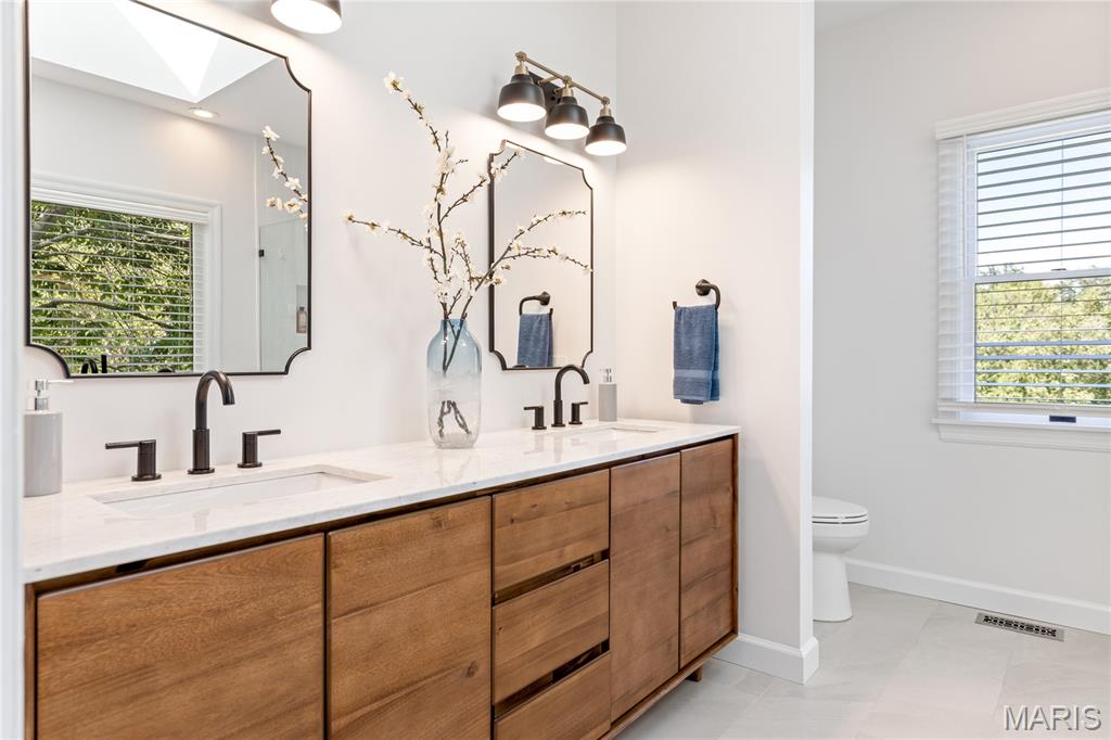 Essex Point - Residential