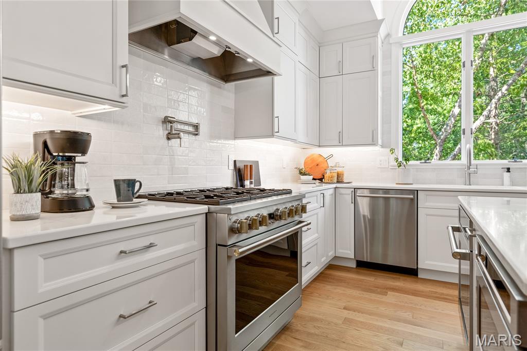 Essex Point - Residential