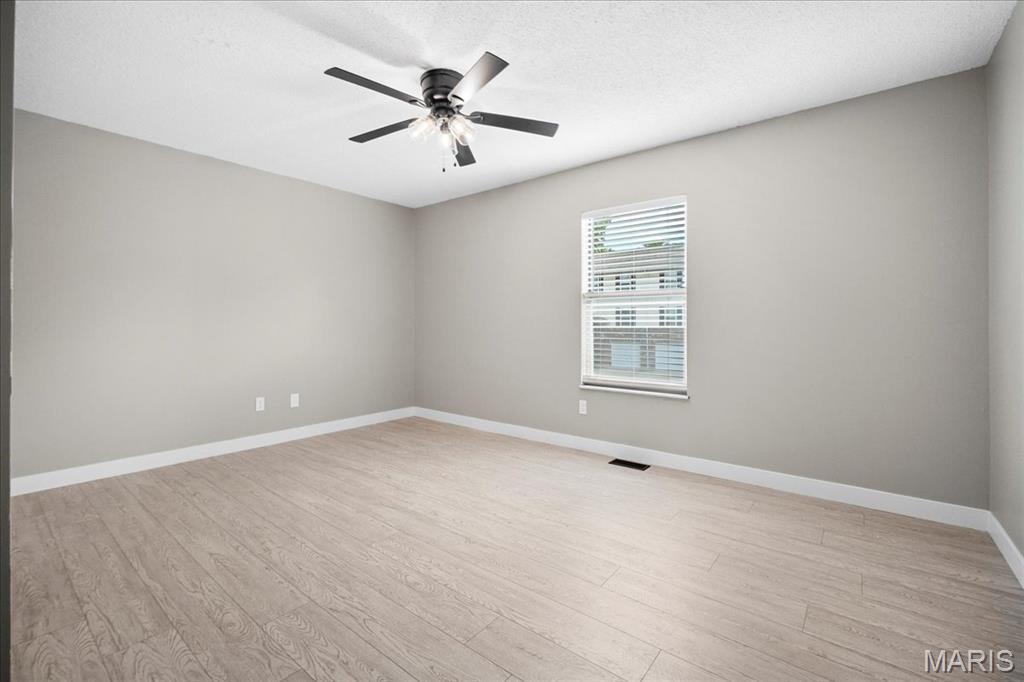 St Peters, Missouri 63376, United States, 2 Bedrooms Bedrooms, ,1 BathroomBathrooms,Residential,Active,139876