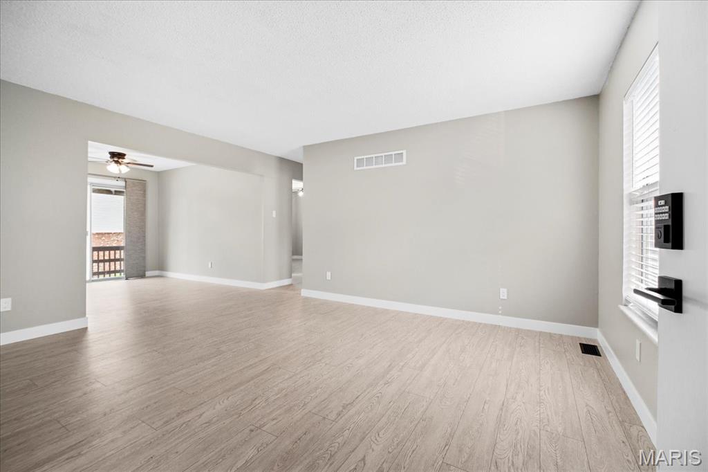 St Peters, Missouri 63376, United States, 2 Bedrooms Bedrooms, ,1 BathroomBathrooms,Residential,Active,139876