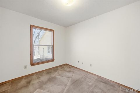 Tiny photo for 16 Rockwood Forest Glen Gln, Wildwood, MO 63025 (MLS # 26013029)