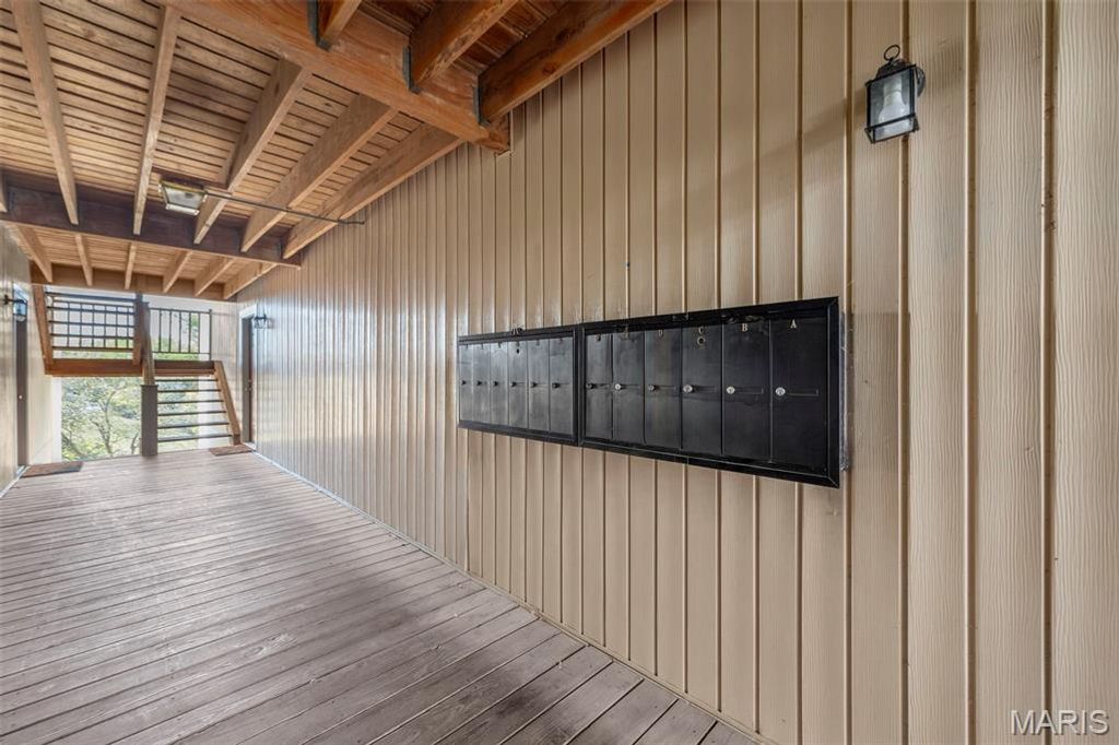 Photo of 700 Ridgeside Drive #L, Ballwin, MO 63021 (MLS # 25073853)