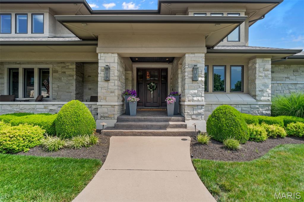 10 Sackston Woods Lane