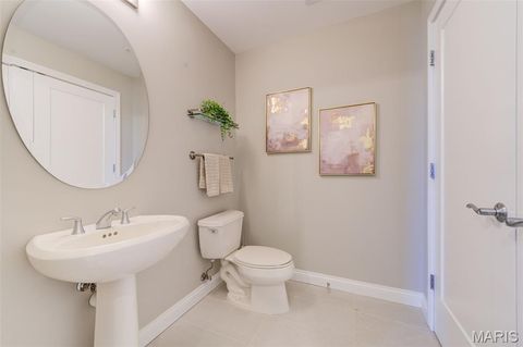 Tiny photo for 4909 Laclede Avenue #1206, St Louis, MO 63108 (MLS # 25082991)