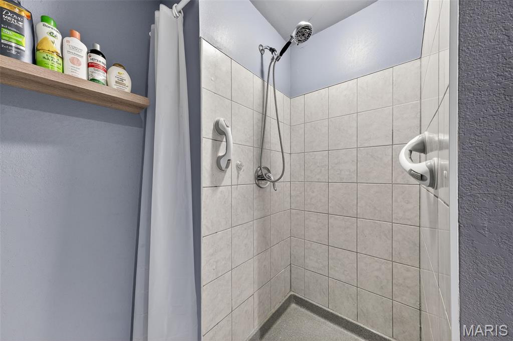 Summer Brook #4 - Residential