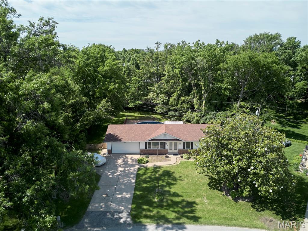 Le Jer Manor - Residential