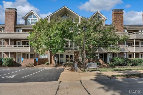 Tiny photo for 1033 Wilton Royal Drive #107, Creve Coeur, MO 63146 (MLS # 25066998)
