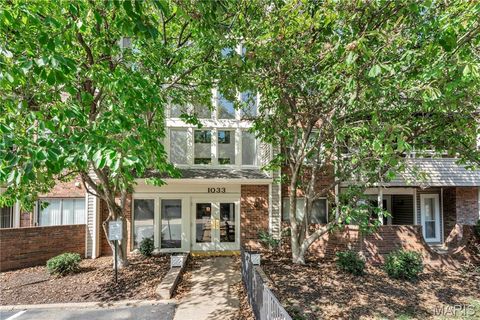 Tiny photo for 1033 Wilton Royal Drive #107, Creve Coeur, MO 63146 (MLS # 25066998)