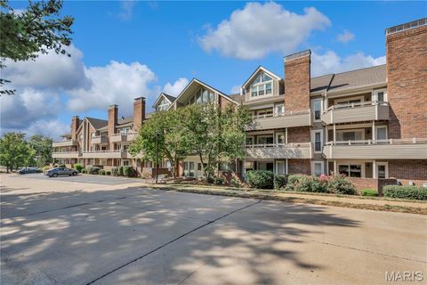 Tiny photo for 1033 Wilton Royal Drive #107, Creve Coeur, MO 63146 (MLS # 25066998)