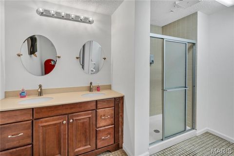 Tiny photo for 1033 Wilton Royal Drive #107, Creve Coeur, MO 63146 (MLS # 25066998)