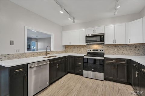 Tiny photo for 1033 Wilton Royal Drive #107, Creve Coeur, MO 63146 (MLS # 25066998)