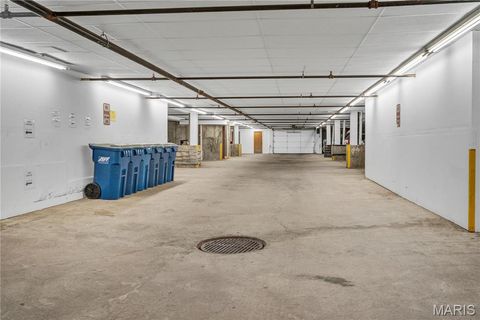 Tiny photo for 1033 Wilton Royal Drive #107, Creve Coeur, MO 63146 (MLS # 25066998)