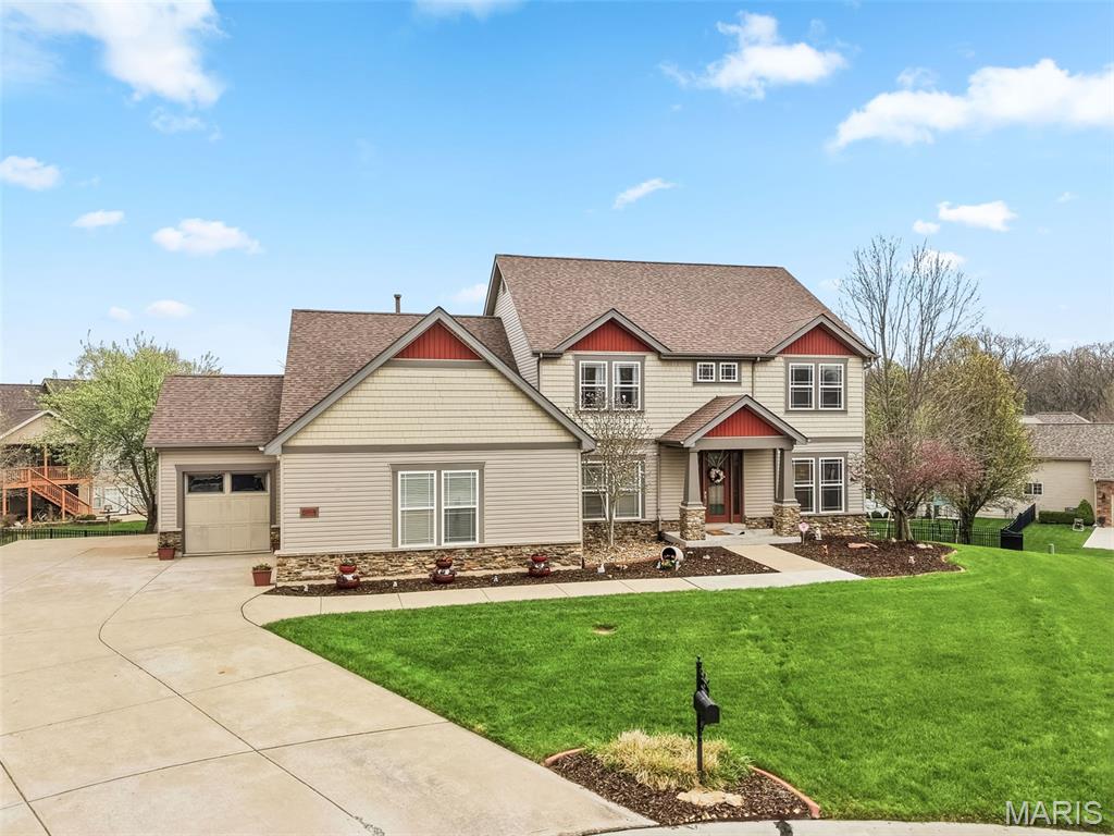 904 Brook Valley Court