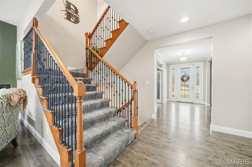 904 Brook Valley Court