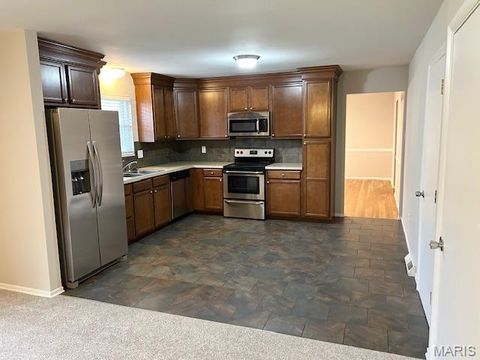 Tiny photo for 724 Clarence Drive, St Charles, MO 63301 (MLS # 26018791)