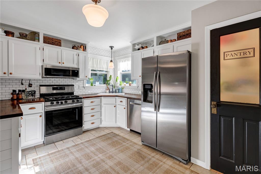 Dutch Mill Farms 07 - Residential