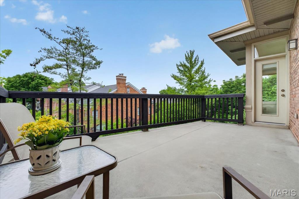 315 North Meramec A Condo - Residential