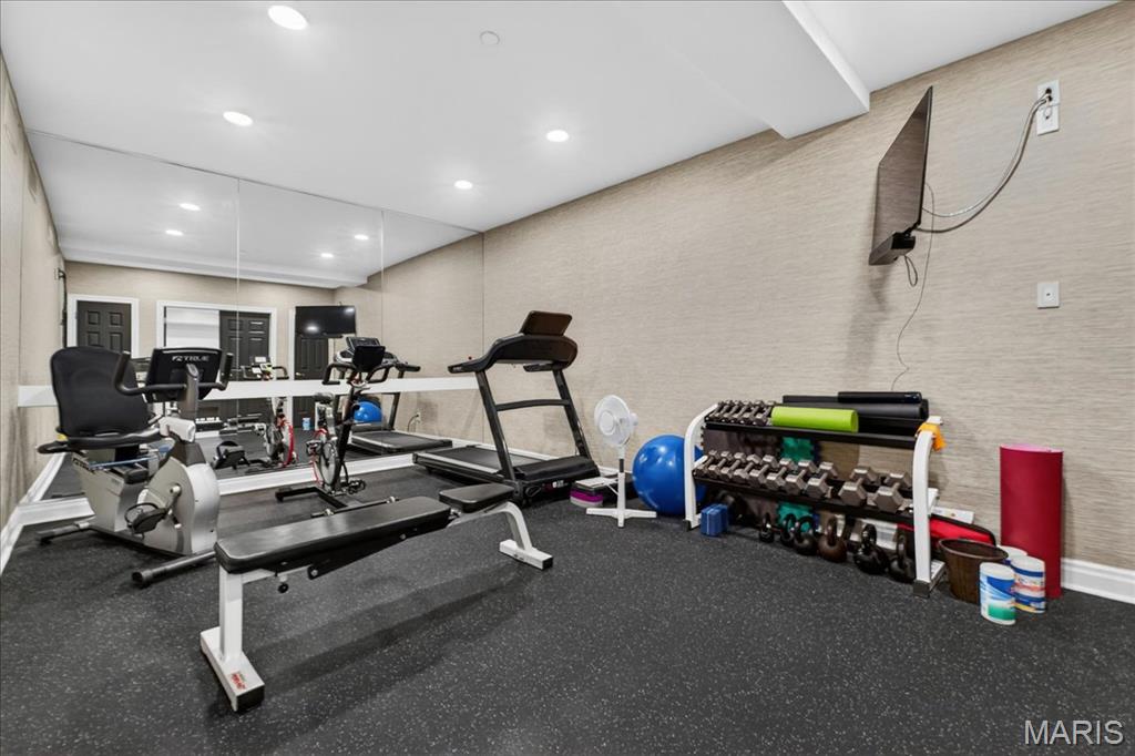 315 North Meramec A Condo - Residential
