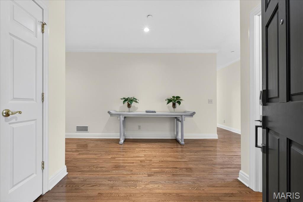 315 North Meramec A Condo - Residential