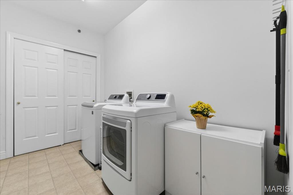 315 North Meramec A Condo - Residential