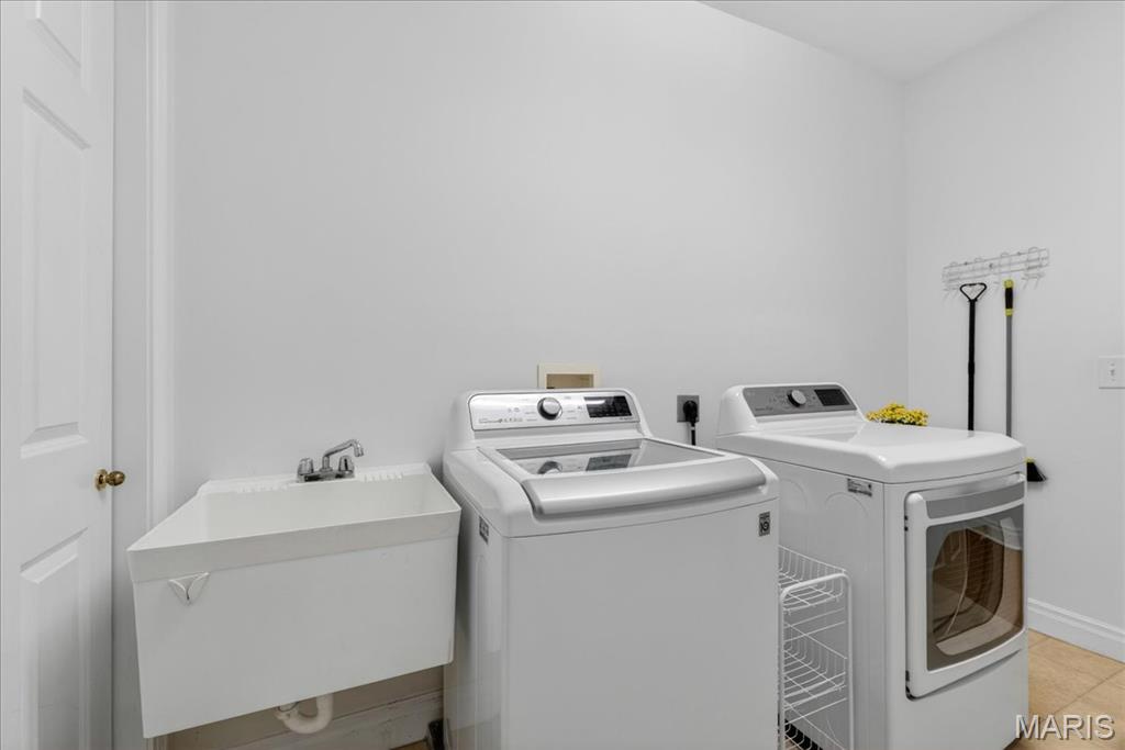 315 North Meramec A Condo - Residential