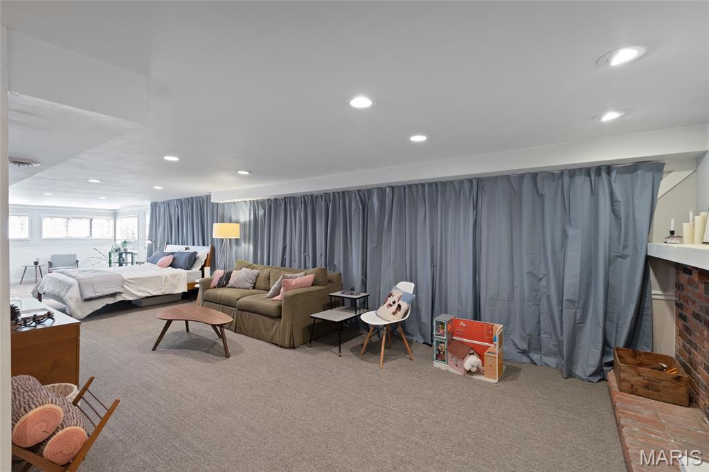 Ridgewood 4 - Residential