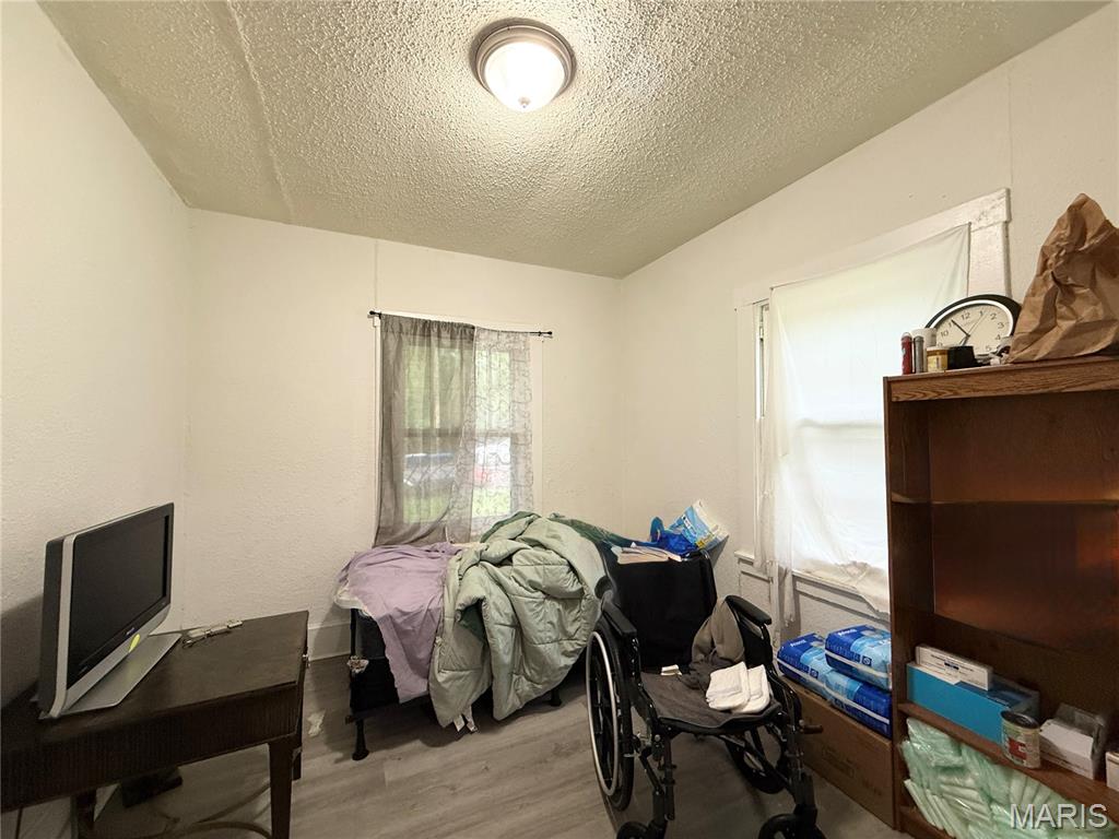 West Walnut Manor - Residential
