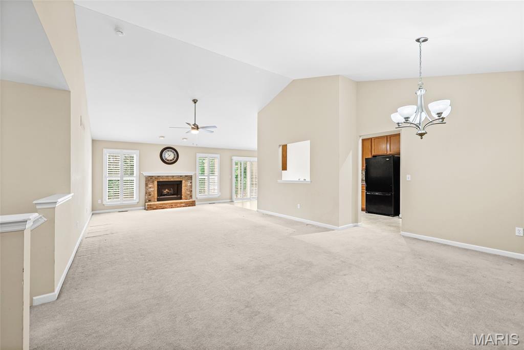 2398 Fountain Drive