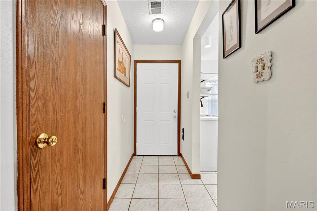 St Peters, Missouri 63376, United States, 1 Bedroom Bedrooms, ,1 BathroomBathrooms,Residential,Active,240802