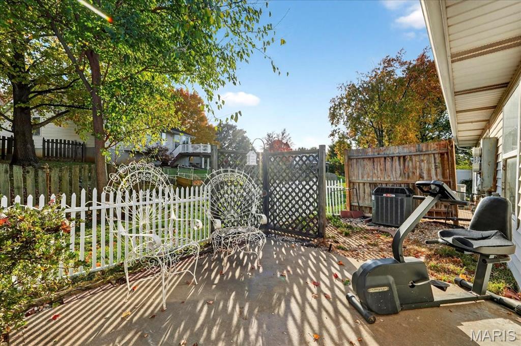 St Peters, Missouri 63376, United States, 1 Bedroom Bedrooms, ,1 BathroomBathrooms,Residential,Active,240802