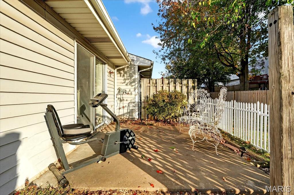 St Peters, Missouri 63376, United States, 1 Bedroom Bedrooms, ,1 BathroomBathrooms,Residential,Active,240802