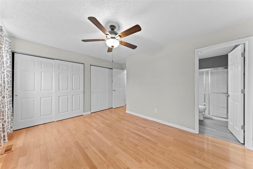 Florissant, Missouri 63031, United States, 3 Bedrooms Bedrooms, ,3 BathroomsBathrooms,Residential,Pending,139176