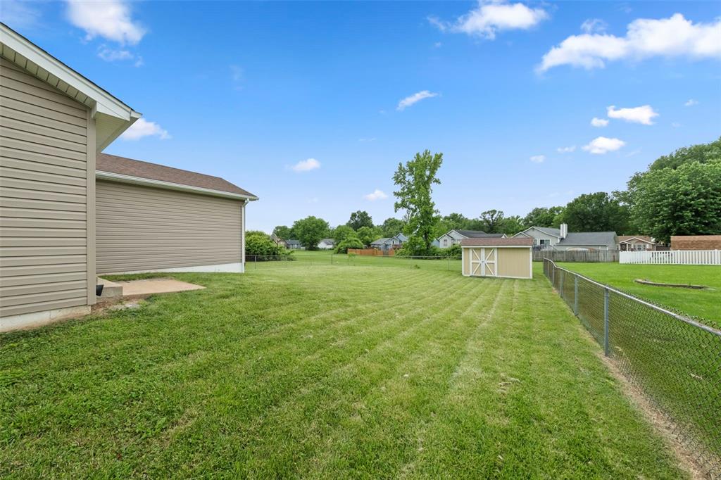 Florissant, Missouri 63031, United States, 3 Bedrooms Bedrooms, ,3 BathroomsBathrooms,Residential,Pending,139176