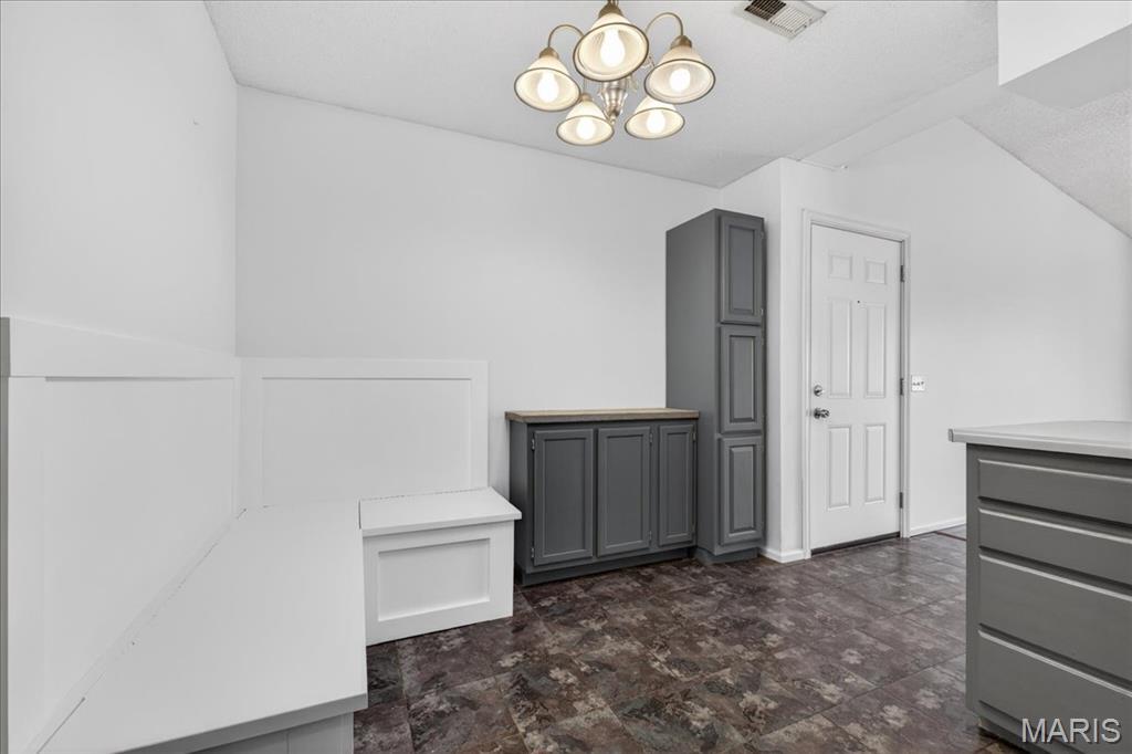 Summergate Garden Condos Ph4 - Residential