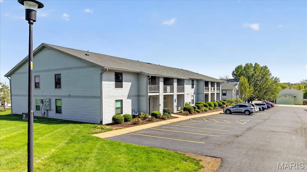 Summergate Garden Condos Ph4 - Residential